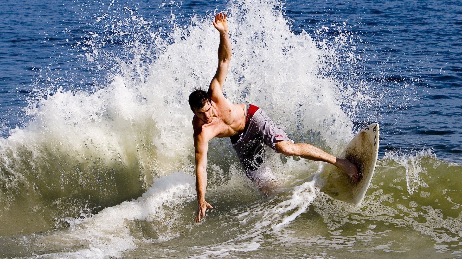 希腊女队蝶泳项目技术升级，希腊女子水球