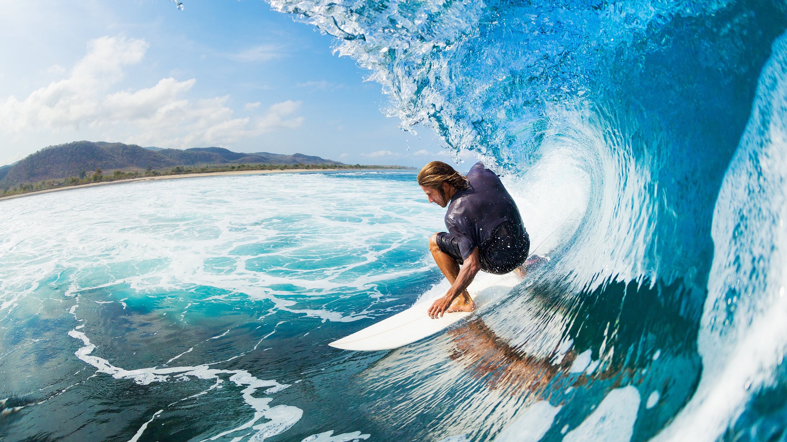 跳水高台项目奥地利完成高难组合，奥地利跳水运动员